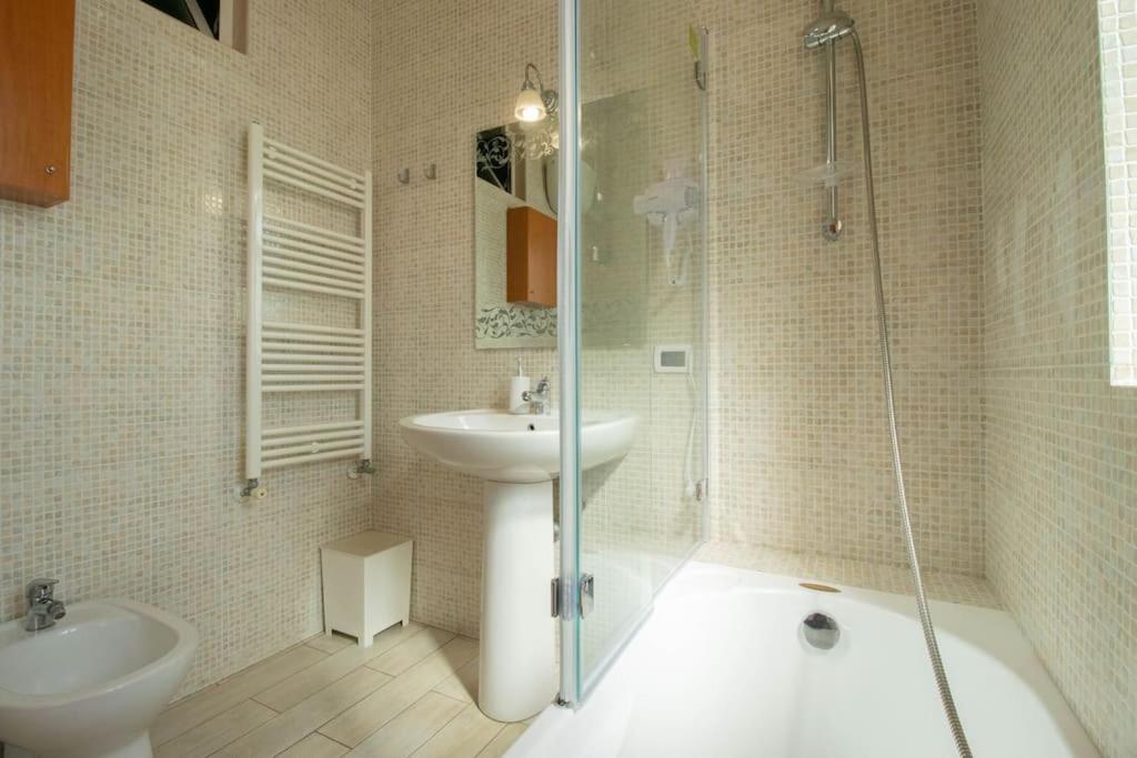 Appartement Nest Near Metrostop *