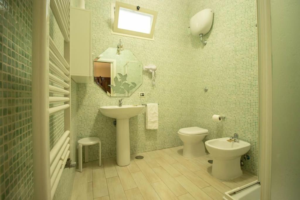 Apartment Nest Near Metrostop Naples