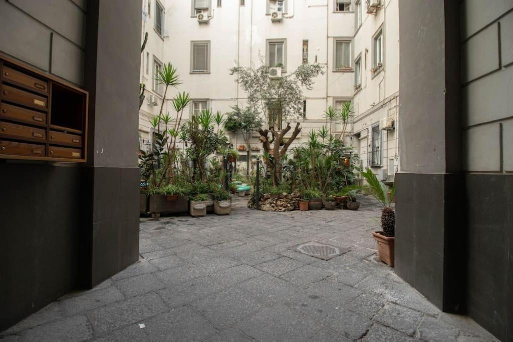 Nest Near Metrostop Apartment Naples